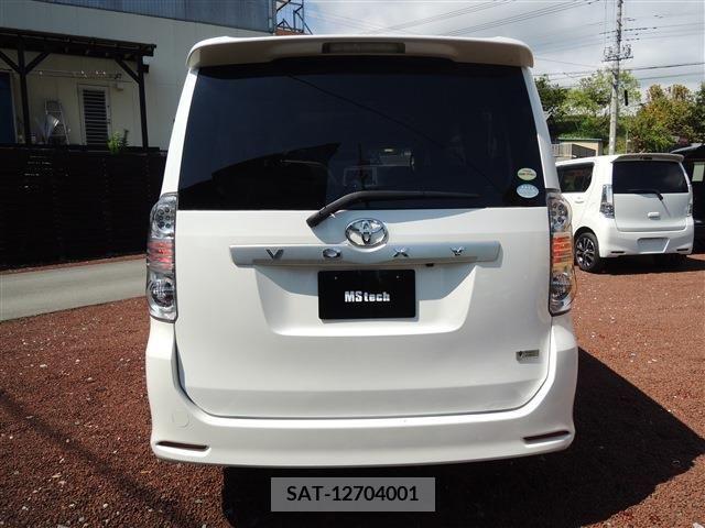 Toyota VOXY 2009-08 289145-7