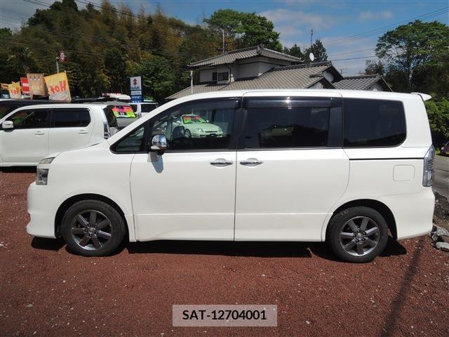 Toyota VOXY 2009-08 289145-5