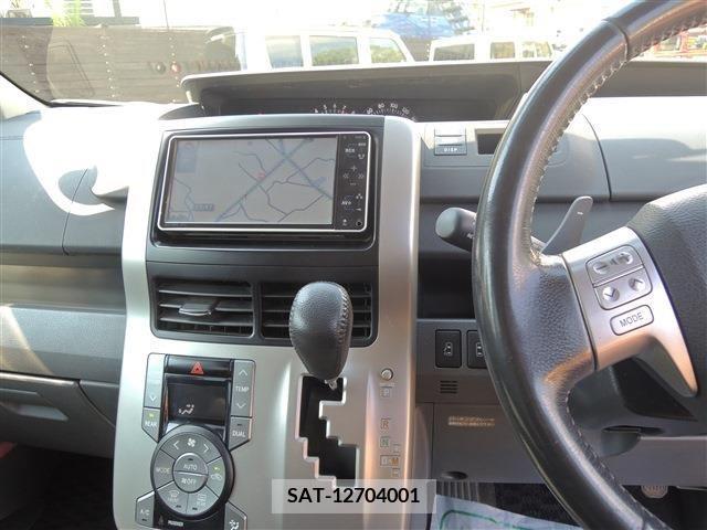 Toyota VOXY 2009-08 289145-14