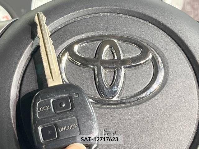 Toyota FJ CRUISER 2012-12 222695-8