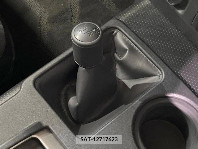 Toyota FJ CRUISER 2012-12 222695-7