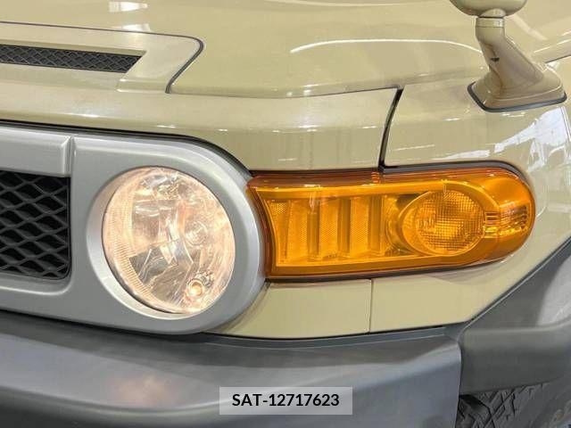 Toyota FJ CRUISER 2012-12 222695-12