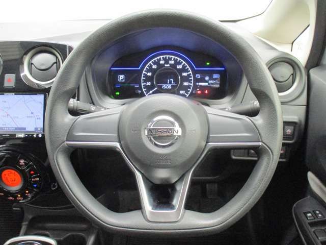 Nissan NOTE 2018-10 28400-12