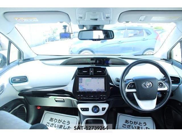 Toyota PRIUS 2016-02 366551-16
