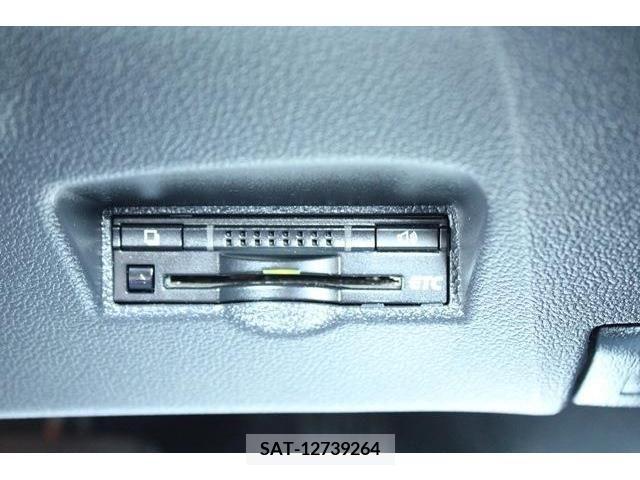 Toyota PRIUS 2016-02 366551-5