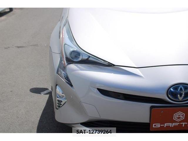 Toyota PRIUS 2016-02 366551-11