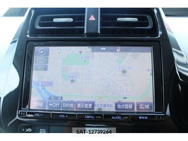 Toyota PRIUS 2016-02 366551-1