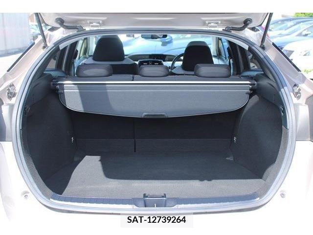 Toyota PRIUS 2016-02 366551-17