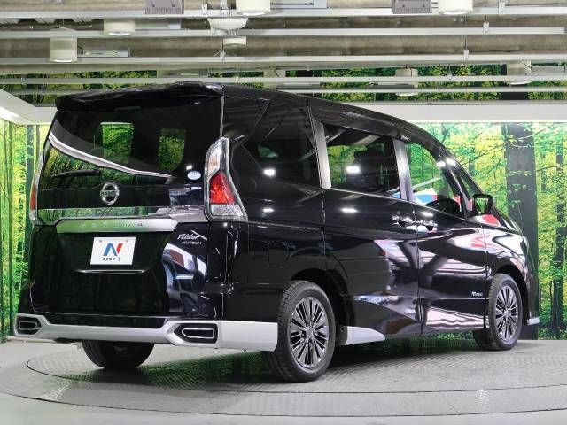 Nissan SERENA 2016-11 182081-18