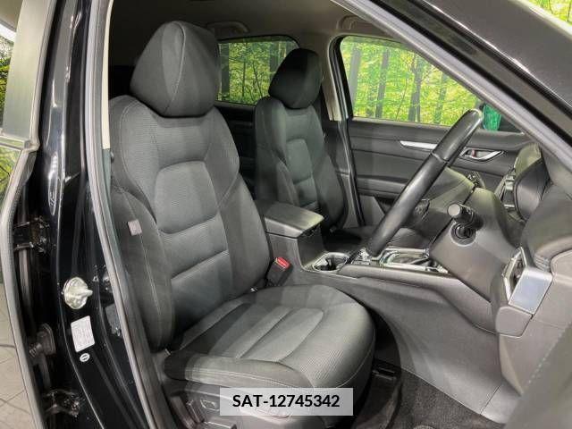 Mazda CX-5 2017-06 379704-8