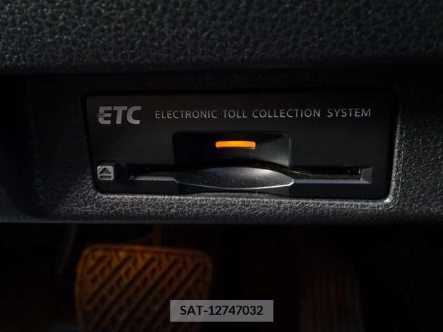 Nissan LEAF 2019-03 275035-14