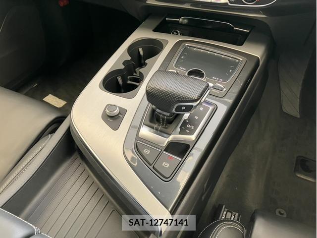 Audi Q7 2018-05 317762-11