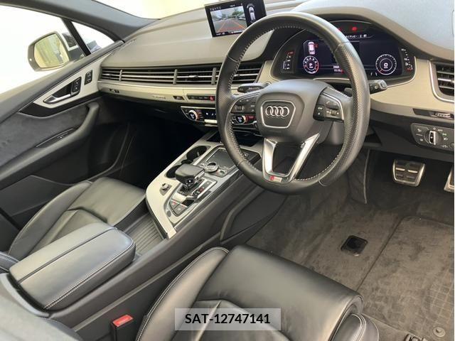 Audi Q7 2018-05 317762-7