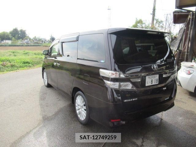 Toyota VELLFIRE 2013-01 371851-11