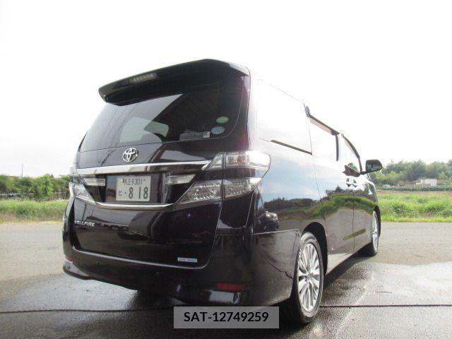 Toyota VELLFIRE 2013-01 371851-9