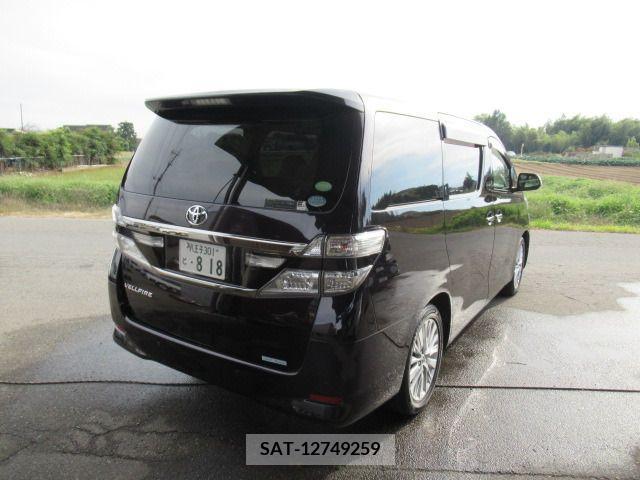 Toyota VELLFIRE 2013-01 371851-8