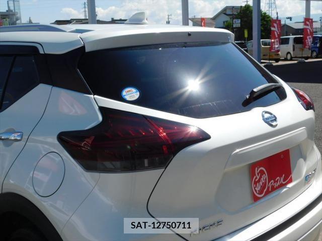 Nissan KICKS 2021-05 297872-19