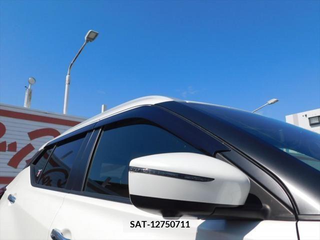 Nissan KICKS 2021-05 297872-13