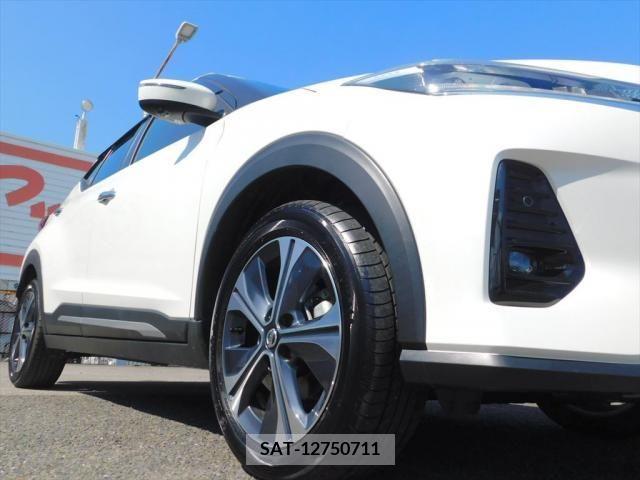 Nissan KICKS 2021-05 297872-10