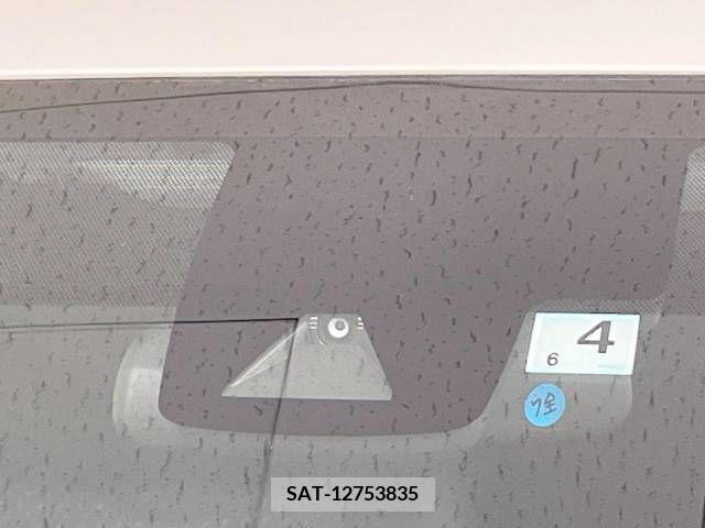 Toyota PRIUS 2016-10 322266-2