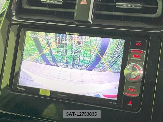 Toyota PRIUS 2016-10 322266-4