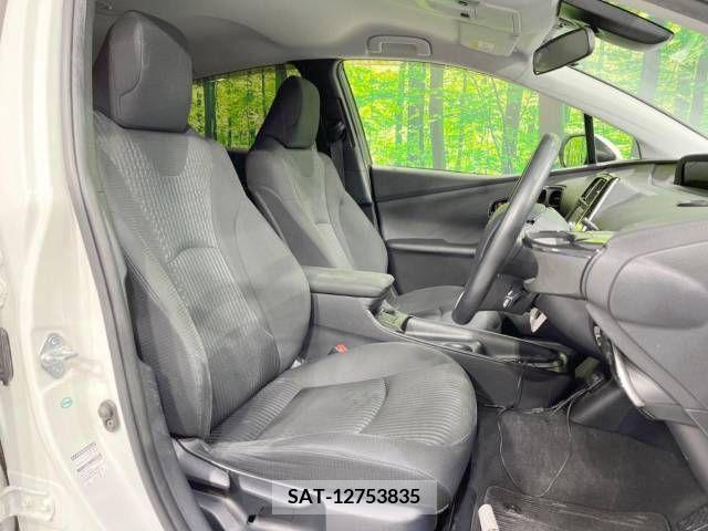 Toyota PRIUS 2016-10 322266-8