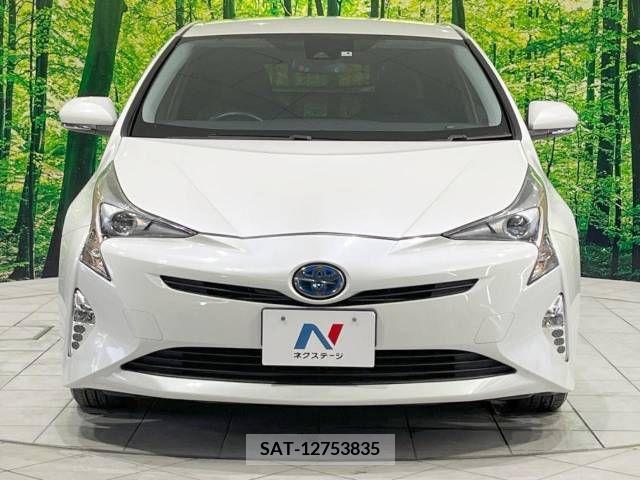 Toyota PRIUS 2016-10 322266-14