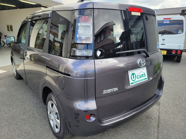 Toyota SIENTA 2013-12 19106-12