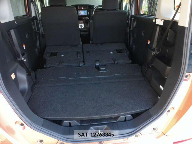 Toyota ROOMY 2019-03 382280-23