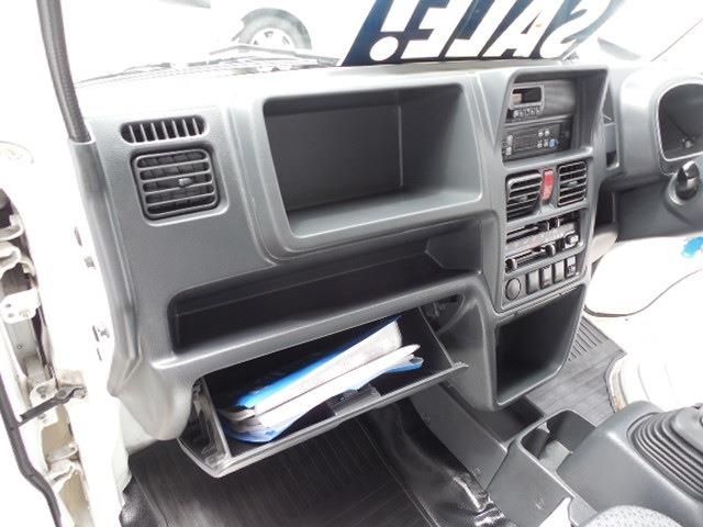 Mitsubishi MINICAB TRUCK 2015-03 29044-18