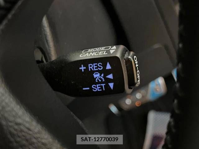 Toyota VELLFIRE 2017-06 377951-7