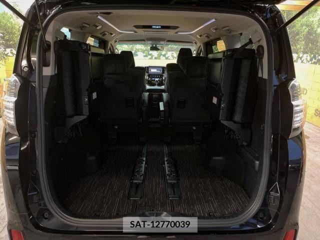 Toyota VELLFIRE 2017-06 377951-11