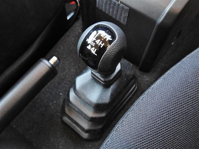 Suzuki JIMNY 2023-05 184483-27