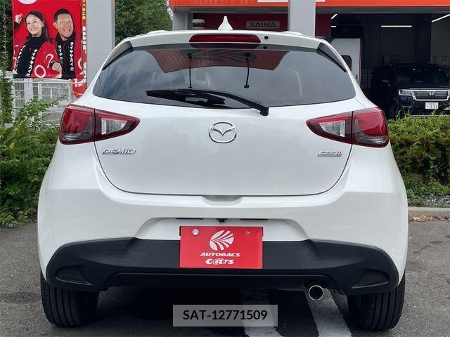 Mazda DEMIO 2017-04 359407-18