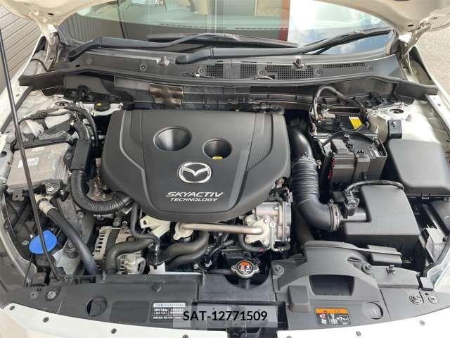 Mazda DEMIO 2017-04 359407-16