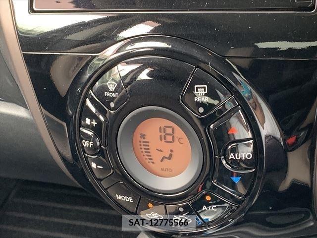 Nissan NOTE 2017-05 215619-28