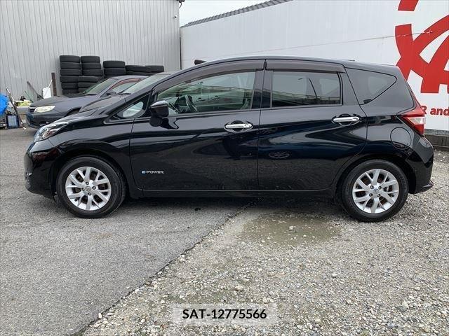 Nissan NOTE 2017-05 215619-7