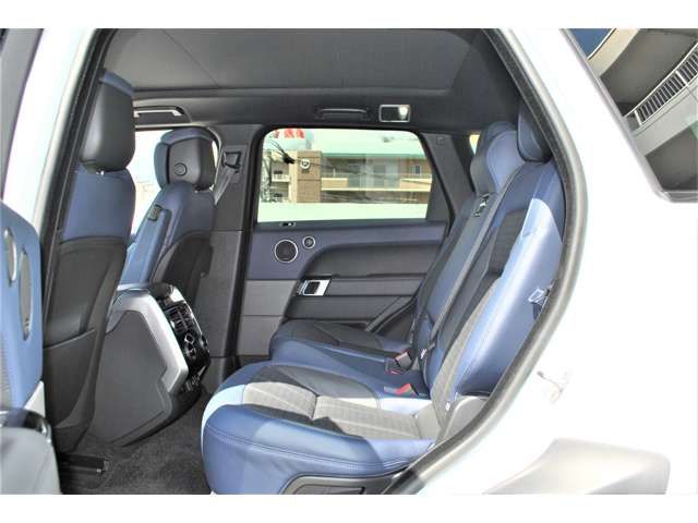 ROVER RANGE ROVER 2019-01 3026-9