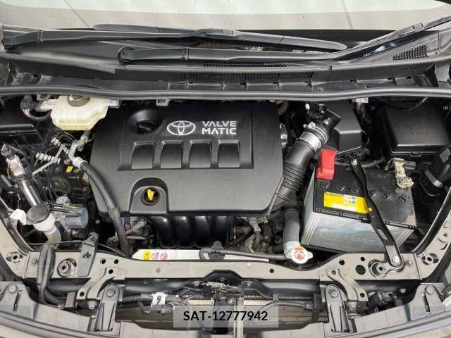 Toyota VOXY 2019-03 370523-18