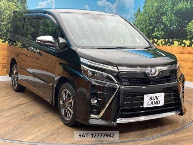 Toyota VOXY 2019-03 370523-16