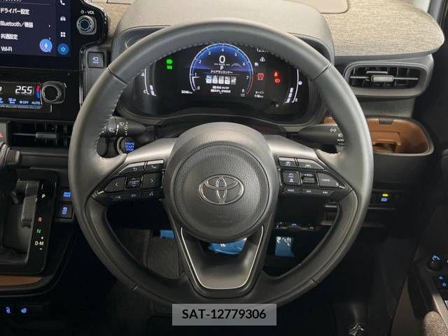 Toyota SIENTA 2023-08 368141-12