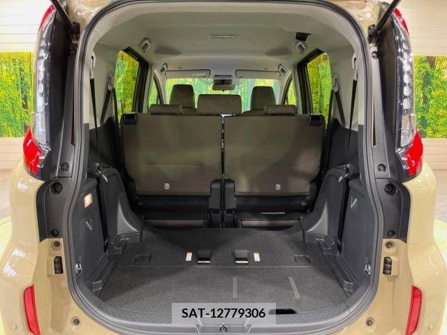 Toyota SIENTA 2023-08 368141-11