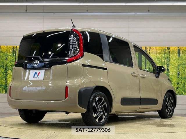 Toyota SIENTA 2023-08 368141-18