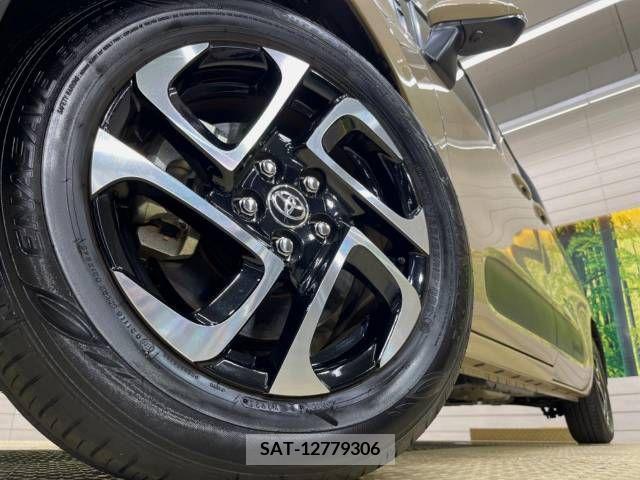 Toyota SIENTA 2023-08 368141-14