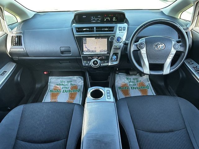 Toyota PRIUS ALPHA 2015-06 192938-1