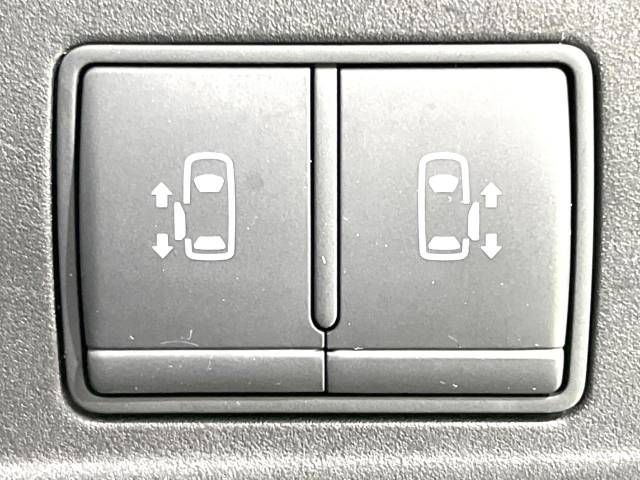 Nissan SERENA 2018-04 196559-7
