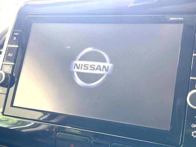 Nissan SERENA 2018-04 196559-3