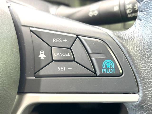 Nissan SERENA 2018-04 196559-6