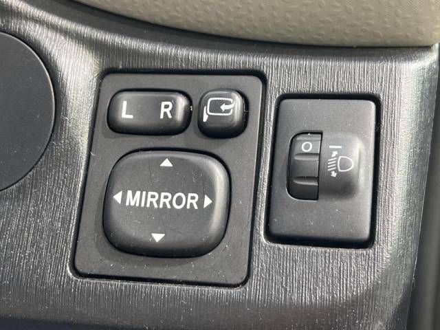 Toyota VITZ 2011-01 19995-5
