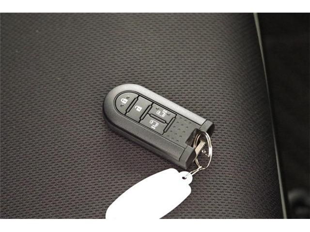 Toyota ROOMY 2020-06 19862-17